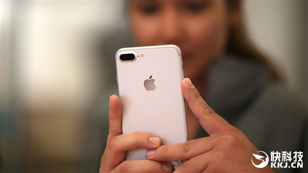 iPhone美国造最大难题：零部件商在亚洲 涨价惊人