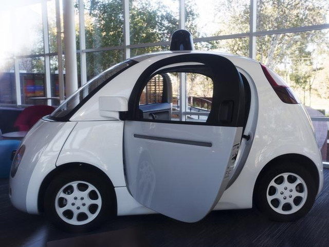 谷歌扩充无人驾驶汽车团队 招制造人才 