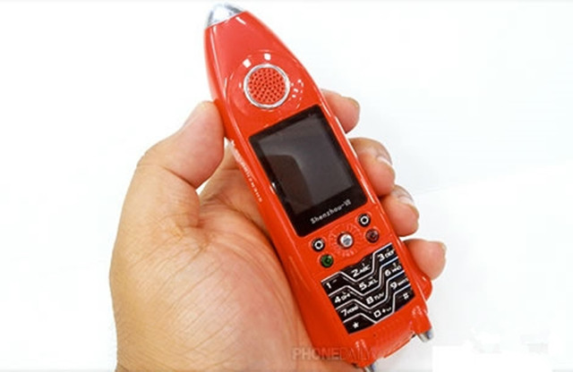 谷歌要开发太空手机：7.2寸、128GB内存 