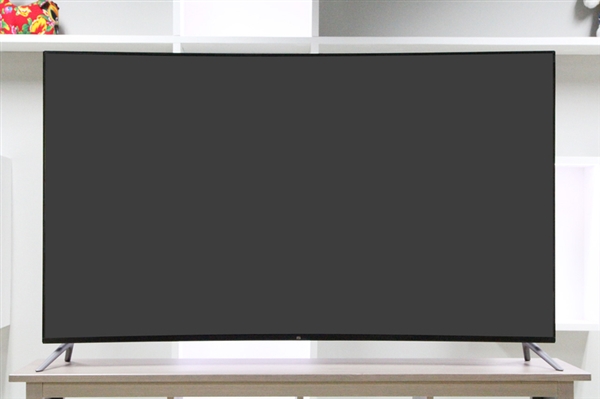 最美小米电视！65寸曲面实拍：超薄惊叹