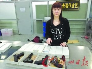 全新未拆封iPad Air过海关：打开瞬间惊呆