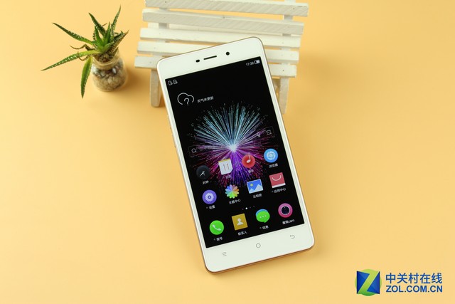 999元不剁手 朵唯A3女性手机约你官网见 