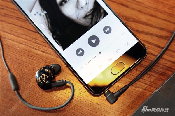 黑的漂亮！魅族PRO 6评测：无短板小屏旗舰