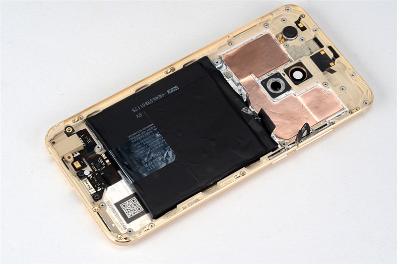 敢卖2799元！魅族PRO 6拆解：做工用料赞