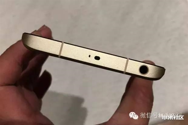 看 这就是小米5金色版！漂亮吗？