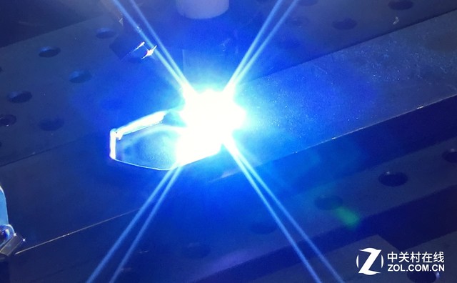 世界首台3D打印挖掘机将于2017年面世 