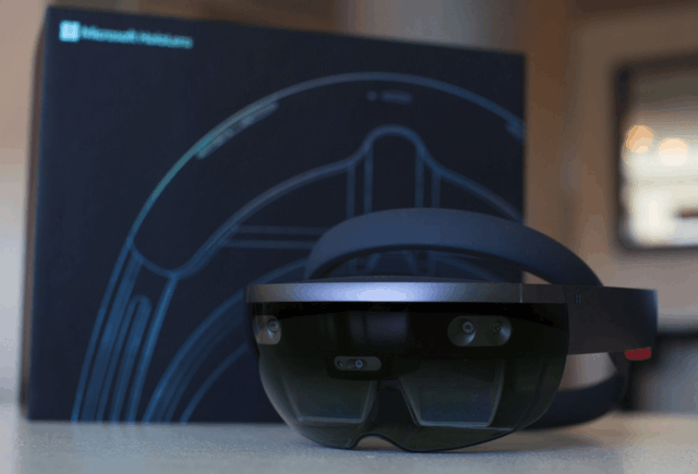 微软：第三批HoloLens购买邀请已发出 