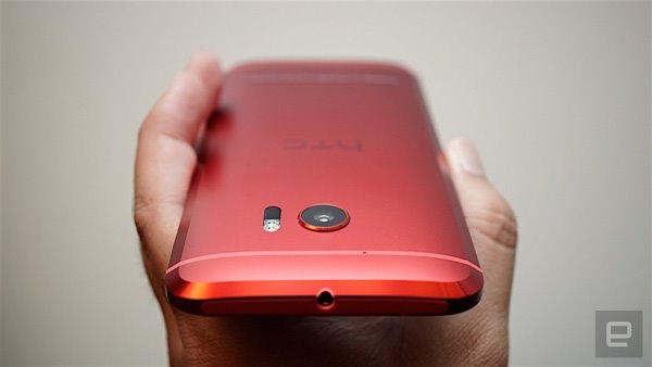 HTC 10夕光红图赏:红到爆炸!