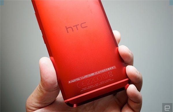 HTC 10夕光红图赏:红到爆炸!