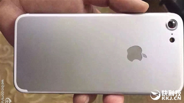 32GB起步！iPhone 7售价曝光：256GB皇帝版8888元