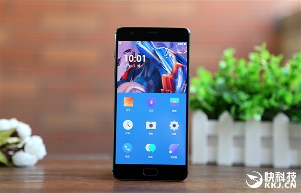 刘作虎猛吹一加3：真机比图片好看