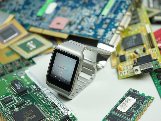 小心你的智能手表 黑客能靠它盗取密码 