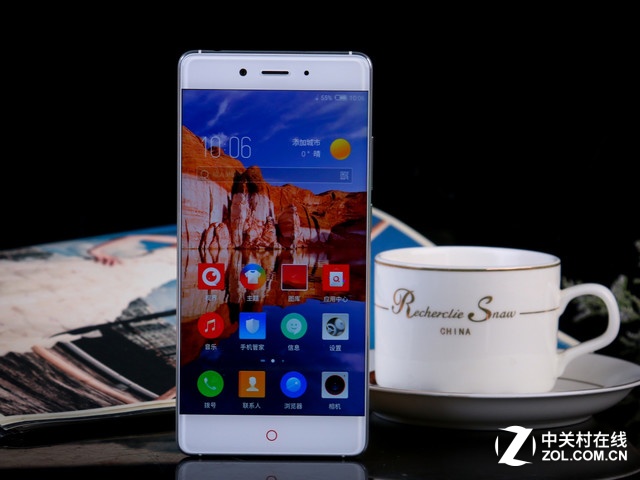 无边视界精致旗舰 nubia Z11官网开卖 