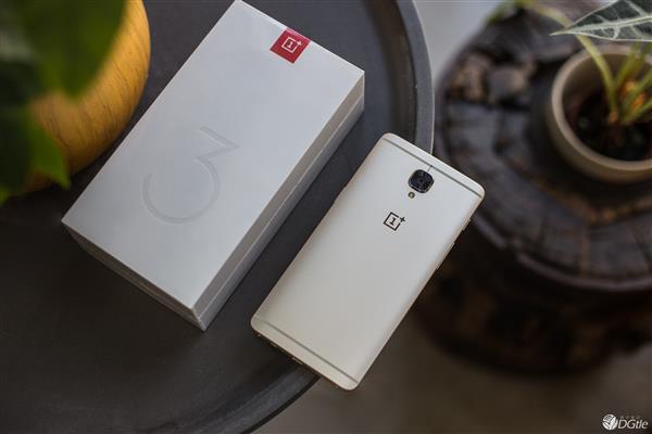 薄荷金一加3真机图赏：清新淡雅