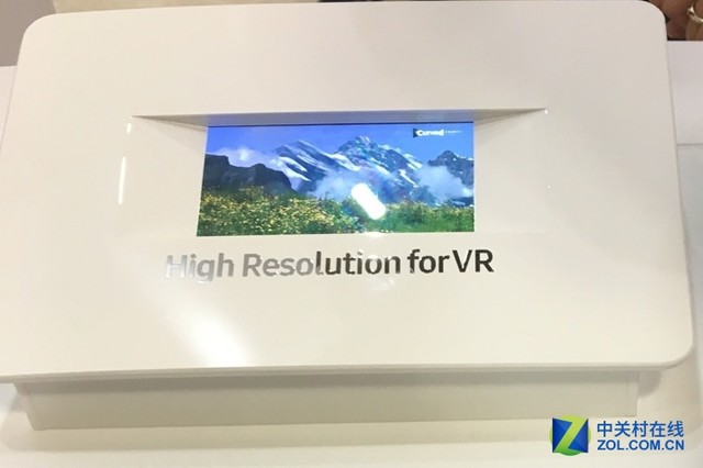 极致VR体验！三星Galaxy S8手机屏解析 