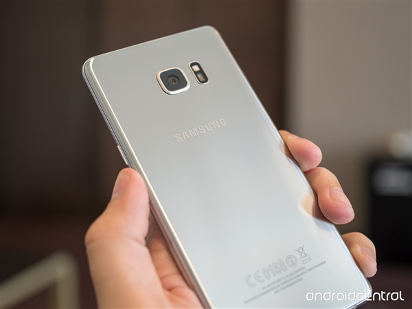 完爆iPhone 7！三星Note 7真机高清图：蓝色已中毒