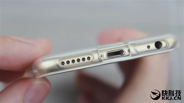 真能用！视频：iPhone 7 Lightning全新耳机上手