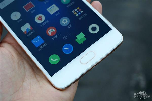 1299元YunOS加持！魅蓝E金灰蓝三色现场图赏