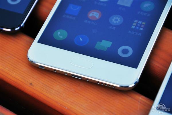 1299元YunOS加持！魅蓝E金灰蓝三色现场图赏