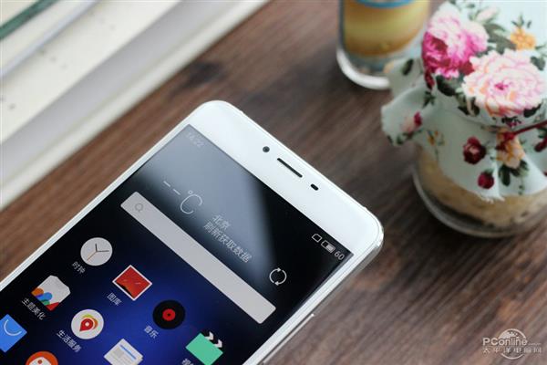 1299元！魅蓝新机U20开箱：双玻璃机身