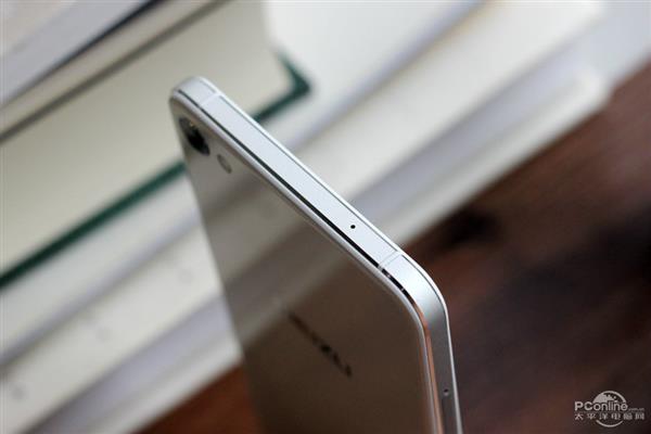 1299元！魅蓝新机U20开箱：双玻璃机身