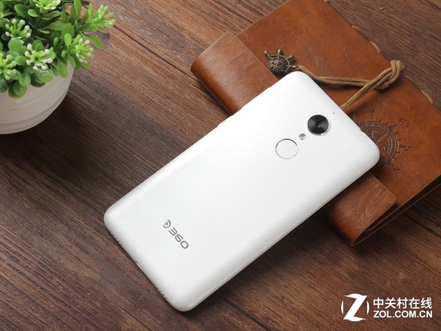 千元机进入4GB运存时代 这些手机必须看 