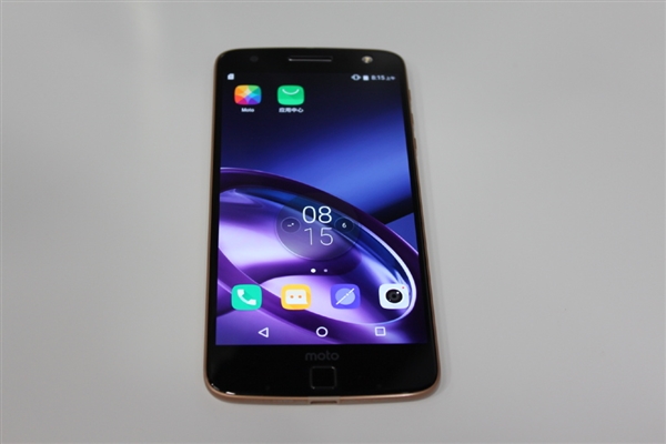 联思重回巅峰之作！Moto ZZ Play现场图：界说模块化手机