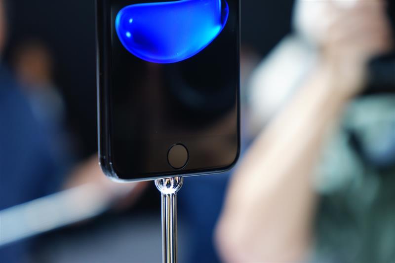 iPhone 7真机体验深度体验：苹果树标杆！