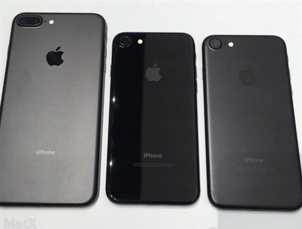iPhone 7黑色、亮黑色真机对比：最后亮瞎了