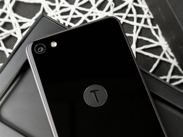 锤子旗舰Smartisan T3现身！新功能残暴
