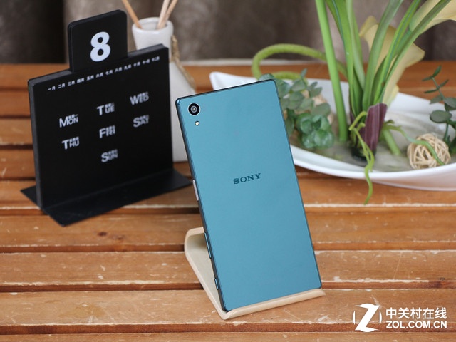 过年换新机 外媒评出的N大最佳拍照手机 