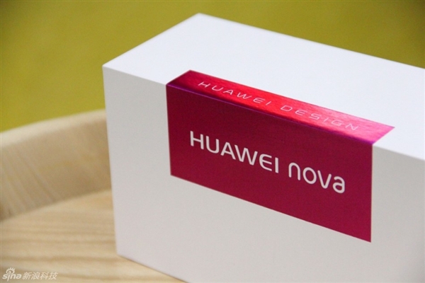 比iPhone 7美？华为5寸新机nova玫瑰金版图赏