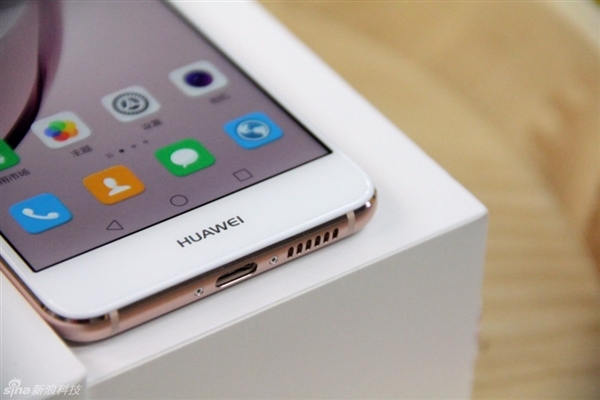 比iPhone 7美？华为5寸新机nova玫瑰金版图赏