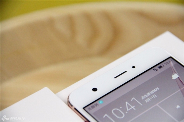 比iPhone 7美？华为5寸新机nova玫瑰金版图赏