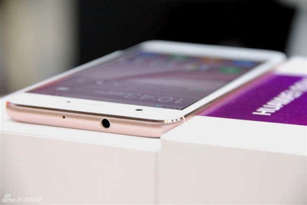 比iPhone 7美？华为5寸新机nova玫瑰金版图赏