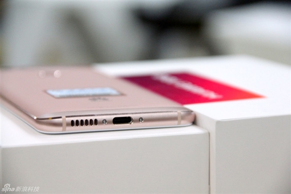 比iPhone 7美？华为5寸新机nova玫瑰金版图赏