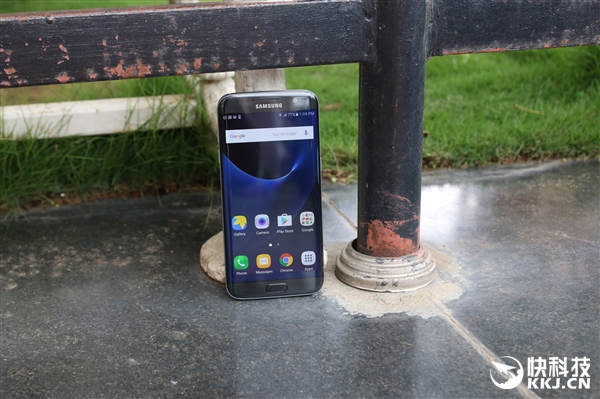 Note7惨败 三星S8暴发：虹膜扫描＋双摄像头