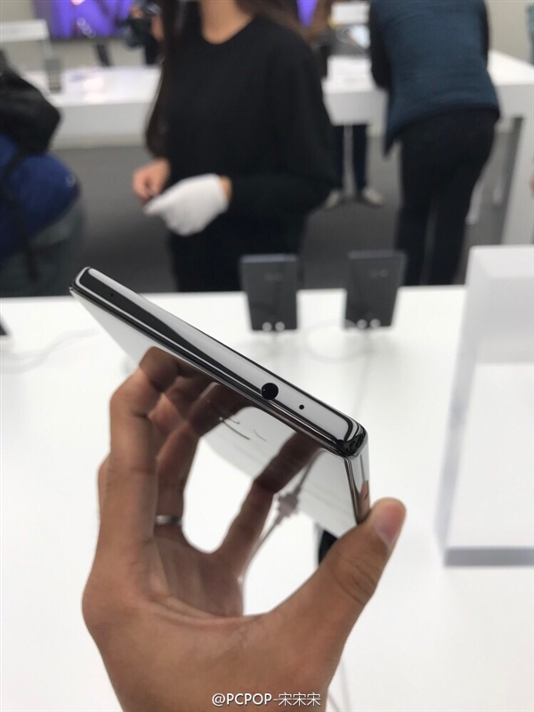 真正黑科技！小米MIX全面屏手机真机现场图赏：3499