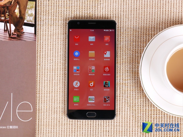 彰显高通骁龙820实力 一加3报价2499元 