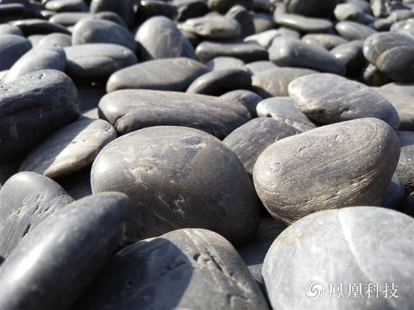 小米MIX首发评测：只要有货 就快下手吧