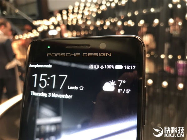 国内独家！华为Mate 9保时捷版现场图赏：2K曲屏