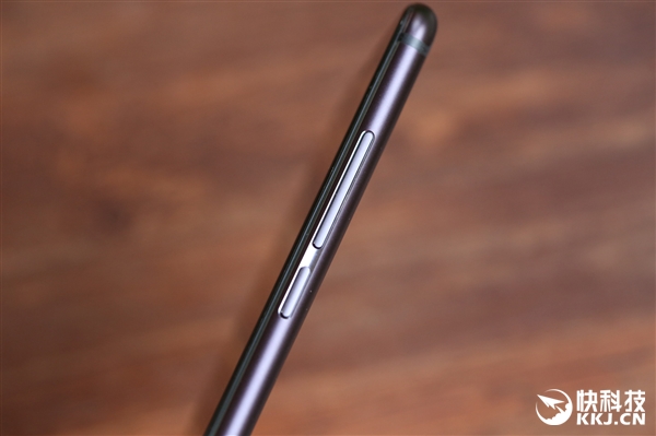 魅族PRO 6s开箱图赏：半年打磨的旗舰