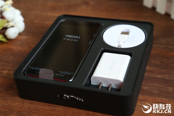 魅族PRO 6s开箱图赏：半年打磨的旗舰