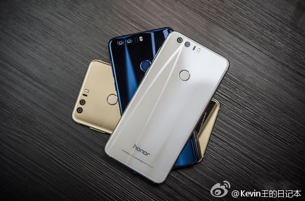 iPhone 8/Galaxy S8齐曝光！颜值飙升