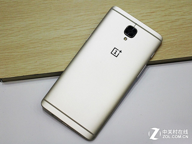 高颜值急速旗舰 一加手机3报价2499元 